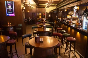 Looking for a Great Night Out in Andheri? Here’s Why Everyone Ends Up at The Stables